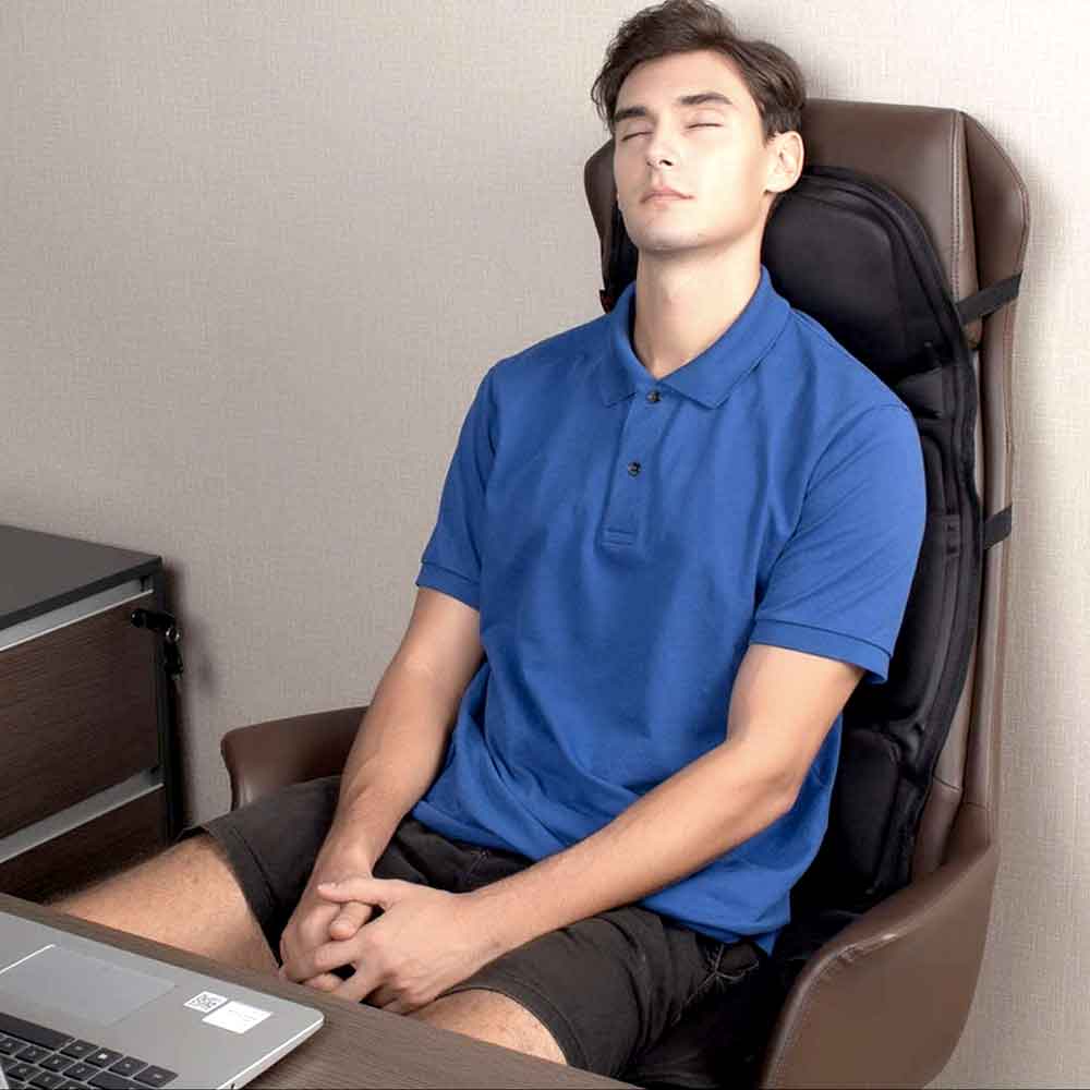 RelaxMax - Massage-Sitzkissen mit 8 Intensitäten und beheizbarem Nackenkissen – Perfekt für Auto & Zuhause