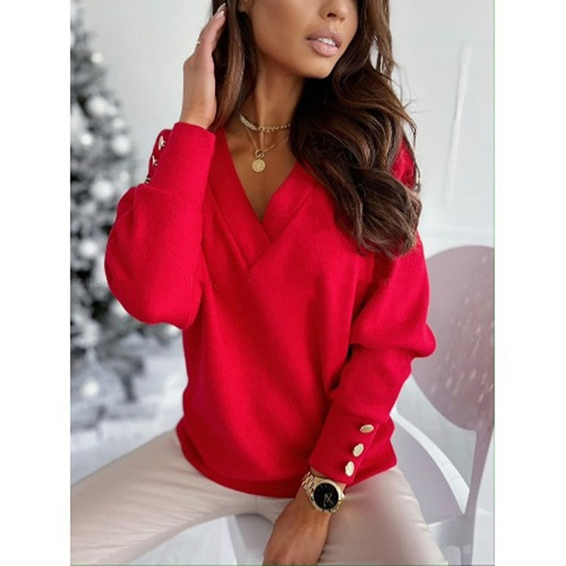 Elegant Women's Winter Sweater - Stylish Knitwear for the Fall/Winter Season