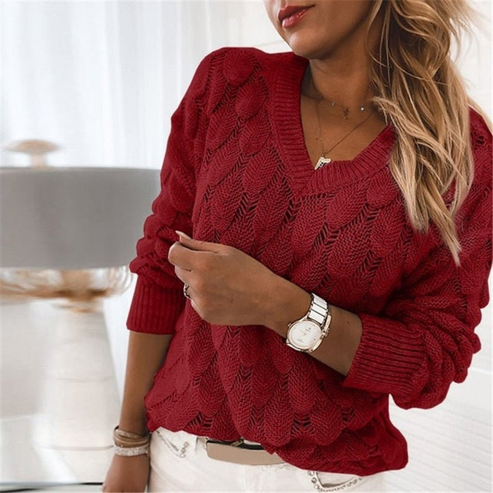 Cozy Women's V-Neck Leaf Sweater - Perfect for Fall & Winter Layers