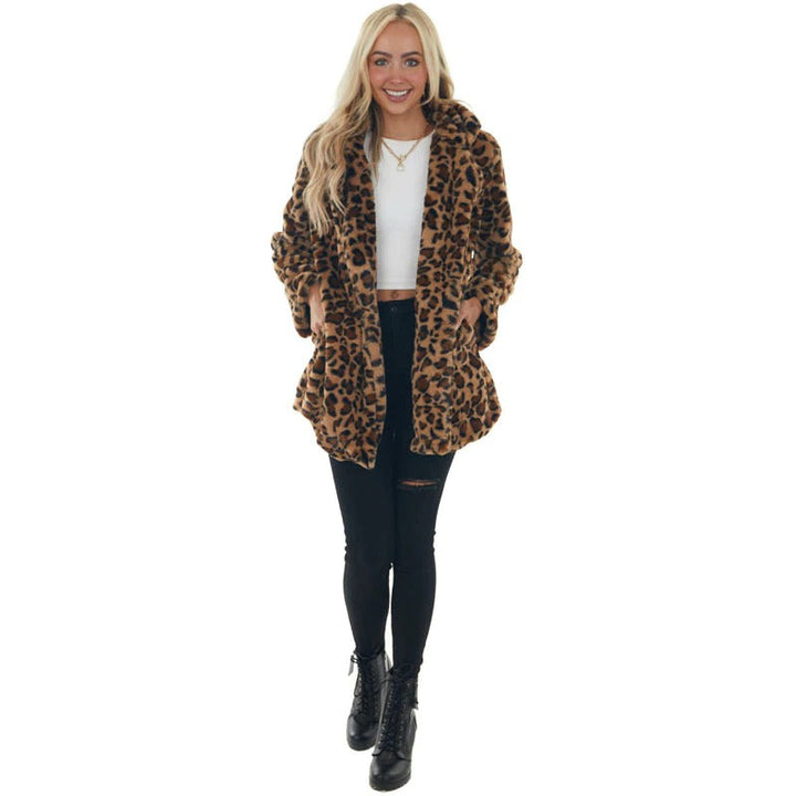 Women's Leopard Print Faux Fur Coat - Cozy & Chic Statement Outerwear for Fall & Winter